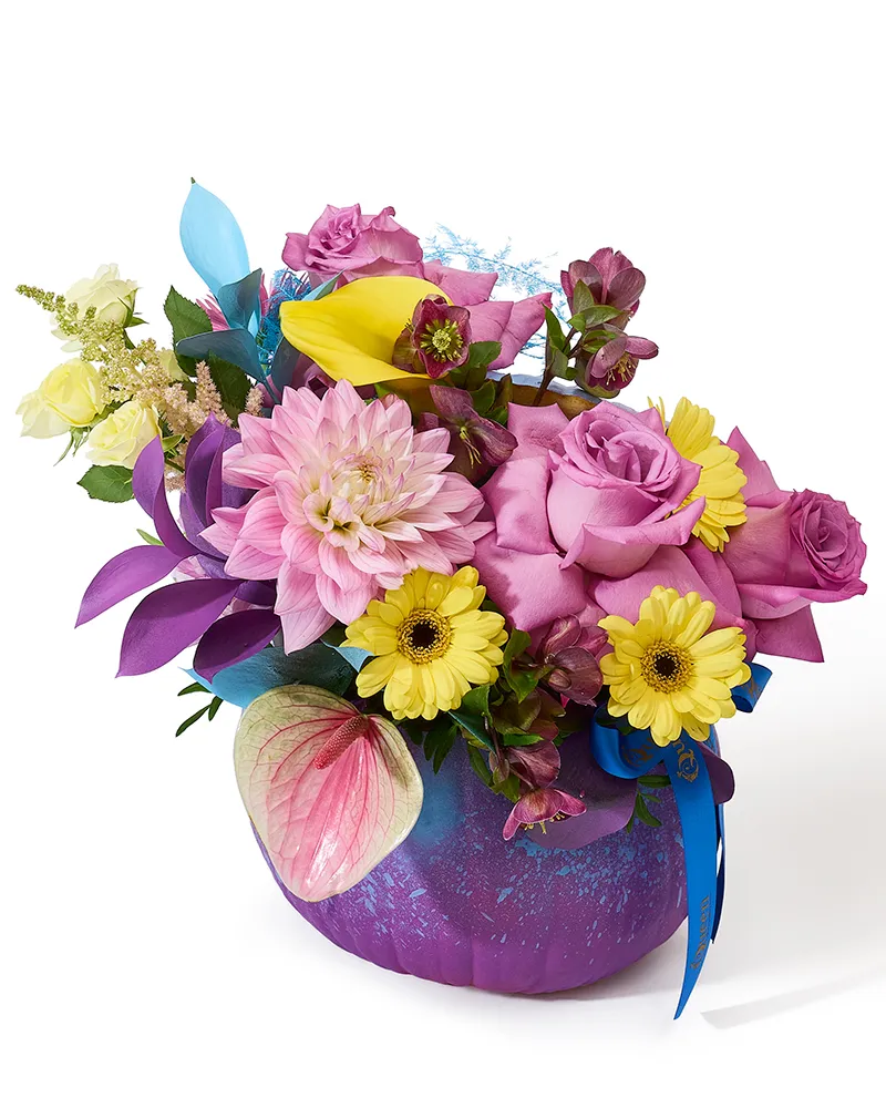 Aranjament floral cu hortensie, trandafiri și alstroemeria „Spring Elegance”