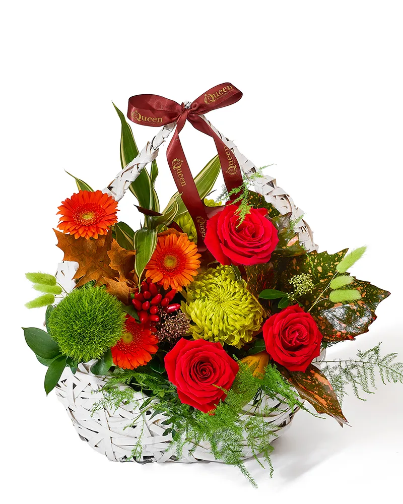 Aranjament floral cu trandafiri, minigerbera și crizanteme „Autumn Basket”