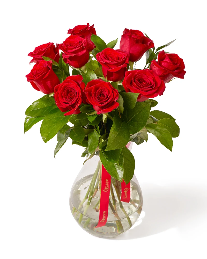 Buchet cu 11 trandafiri rosii „Pure Elegance”