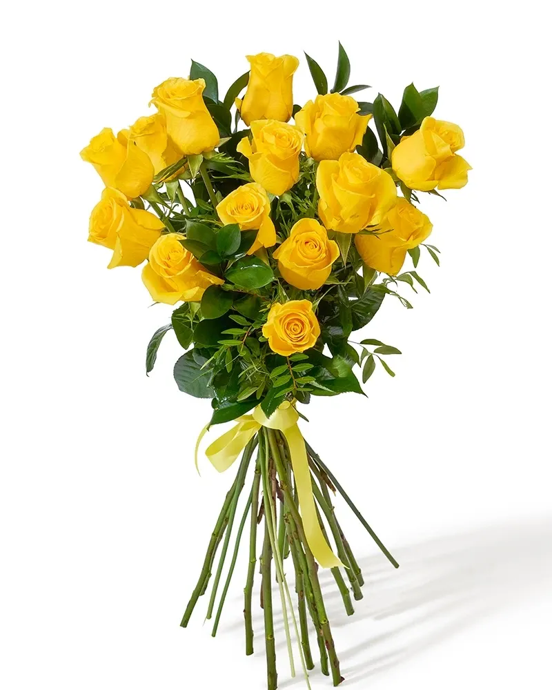 Buchet cu 15 trandafiri „Crimson Elegance”