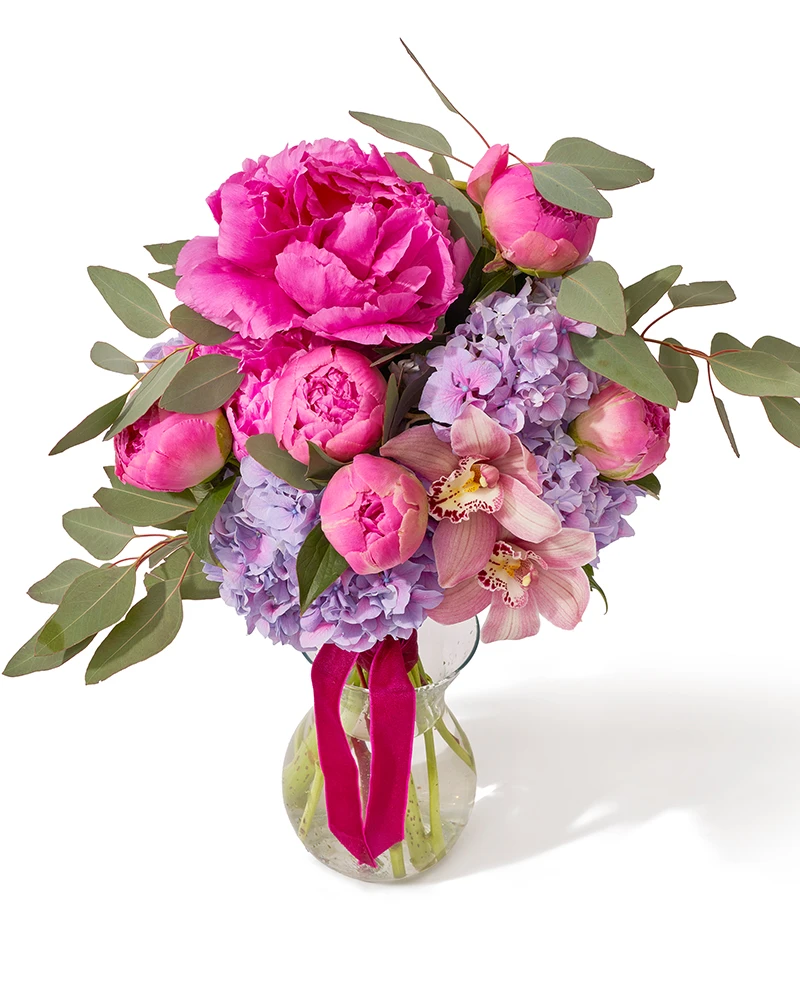 Buchet cu hortensie si bujori „Royal Blossom”