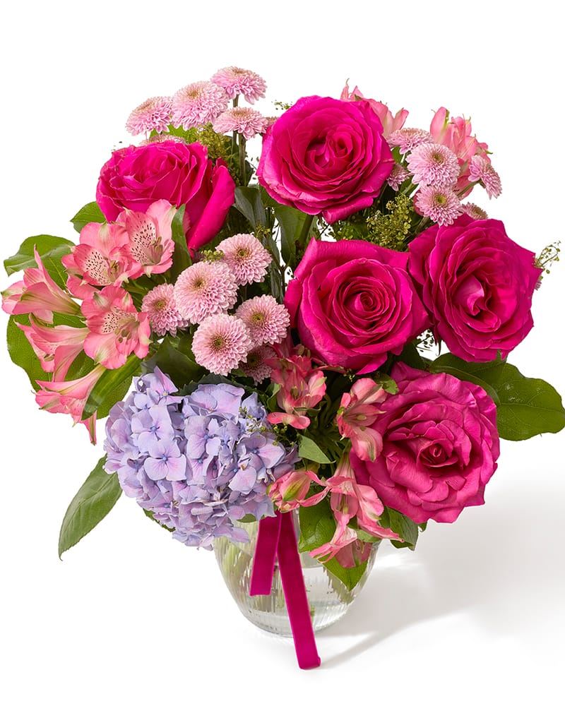 Buchet cu hortensie, trandafiri si crizanteme „Pastel Dream”