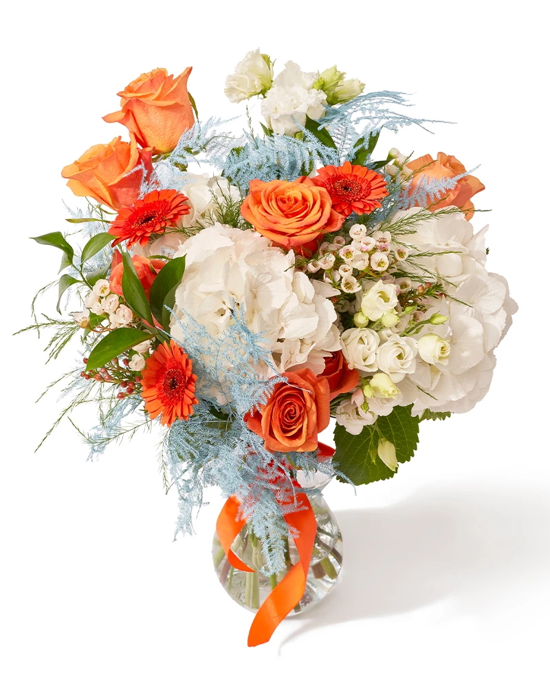 Buchet cu hortensie, trandafiri si minigerbere „Pastel Symphony”