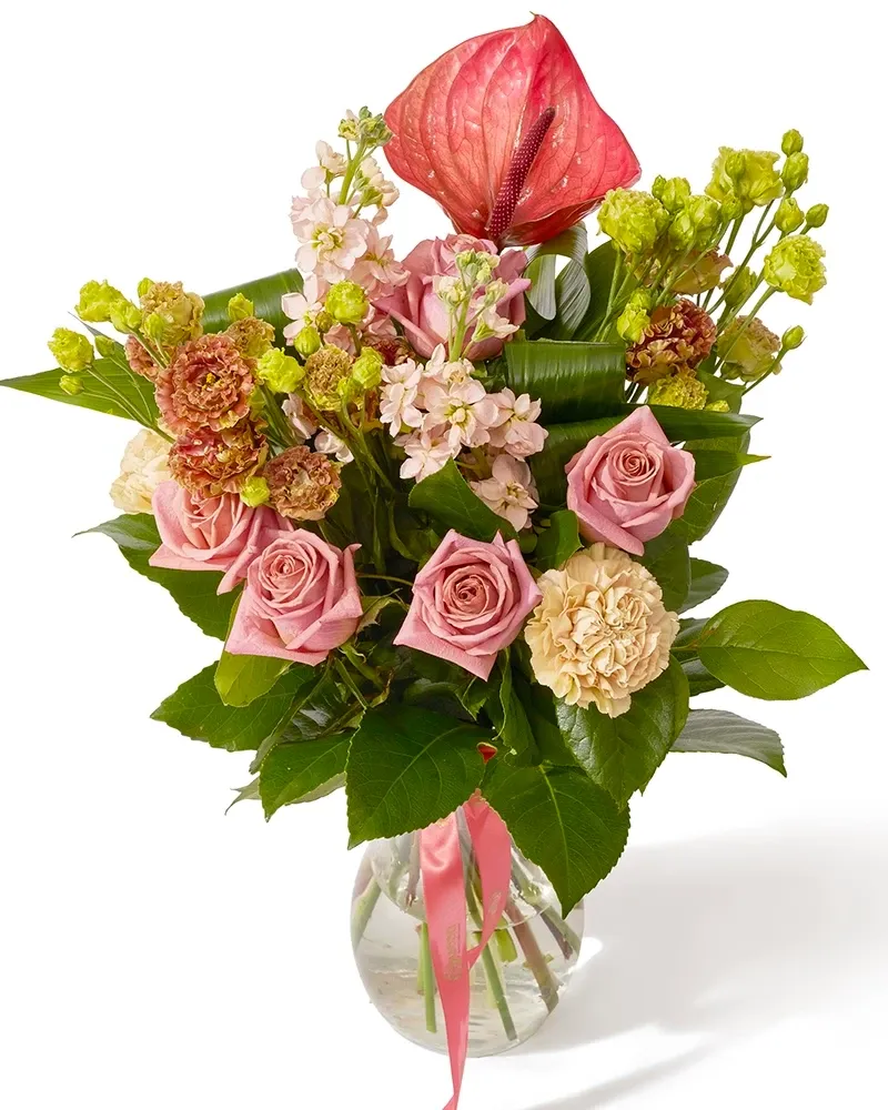 Buchet cu trandafiri, anthurium si lisianthus „Tropical Elegance”