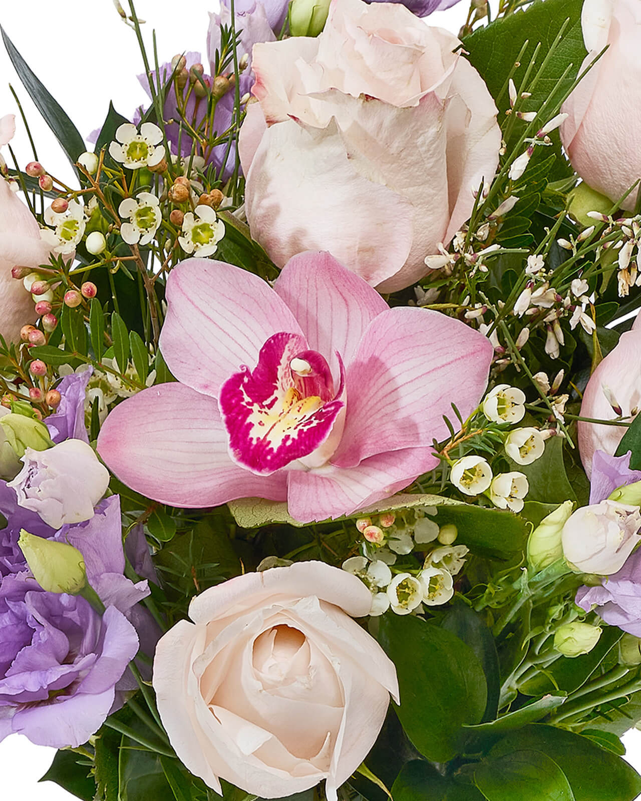 Buchet cu trandafiri și lisianthus „Petal Whisper”