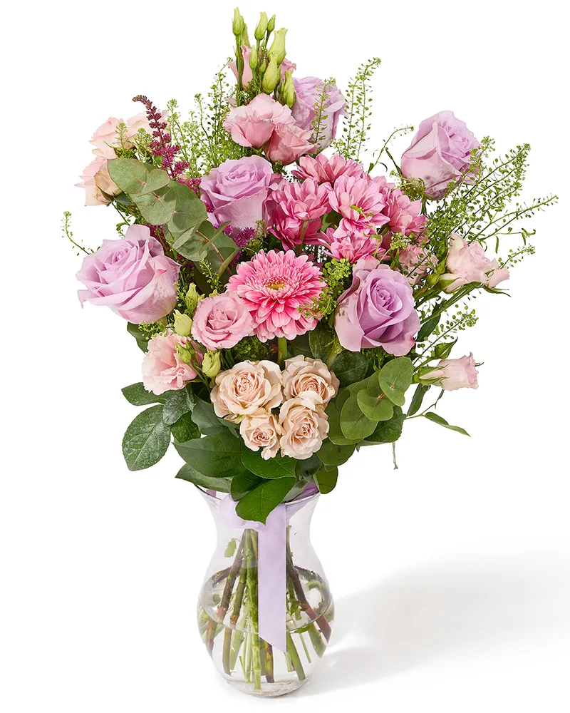 Buchet cu trandafiri, lisianthus și crizanteme „Petal Veil”