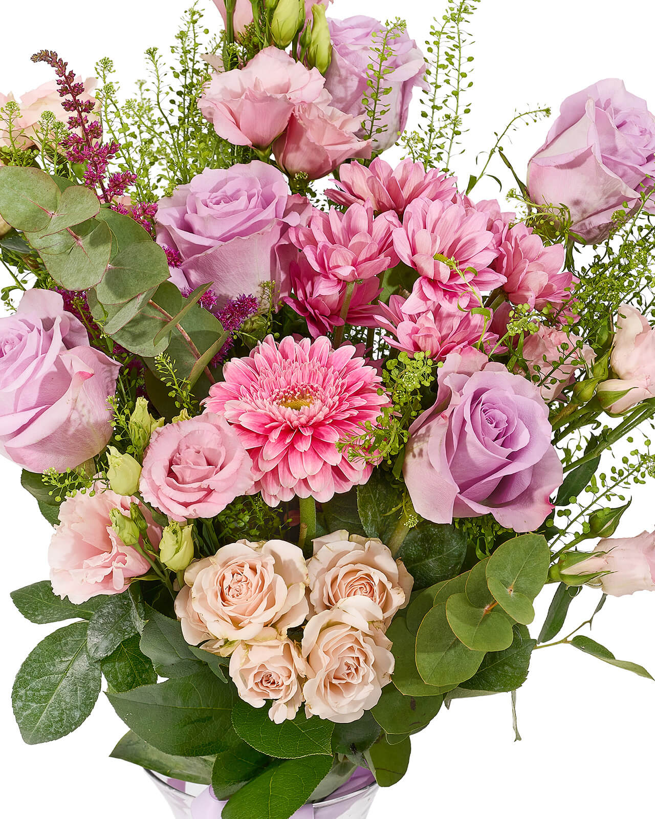 Buchet cu trandafiri mov, lisianthus roz, crizanteme, gerbera roz, minirose si astilbe „Petal Veil”