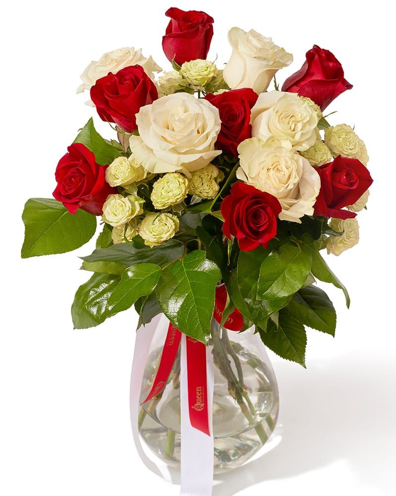 Buchet cu trandafiri si minirose „Morning Dew”