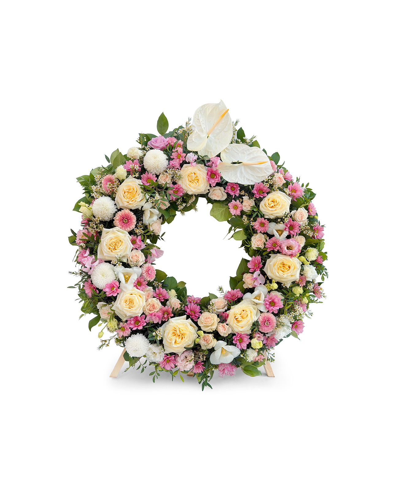 Coroana funerara rotunda cu trandafiri albi, minirosa, lalele, anthurium si lisianthus-2